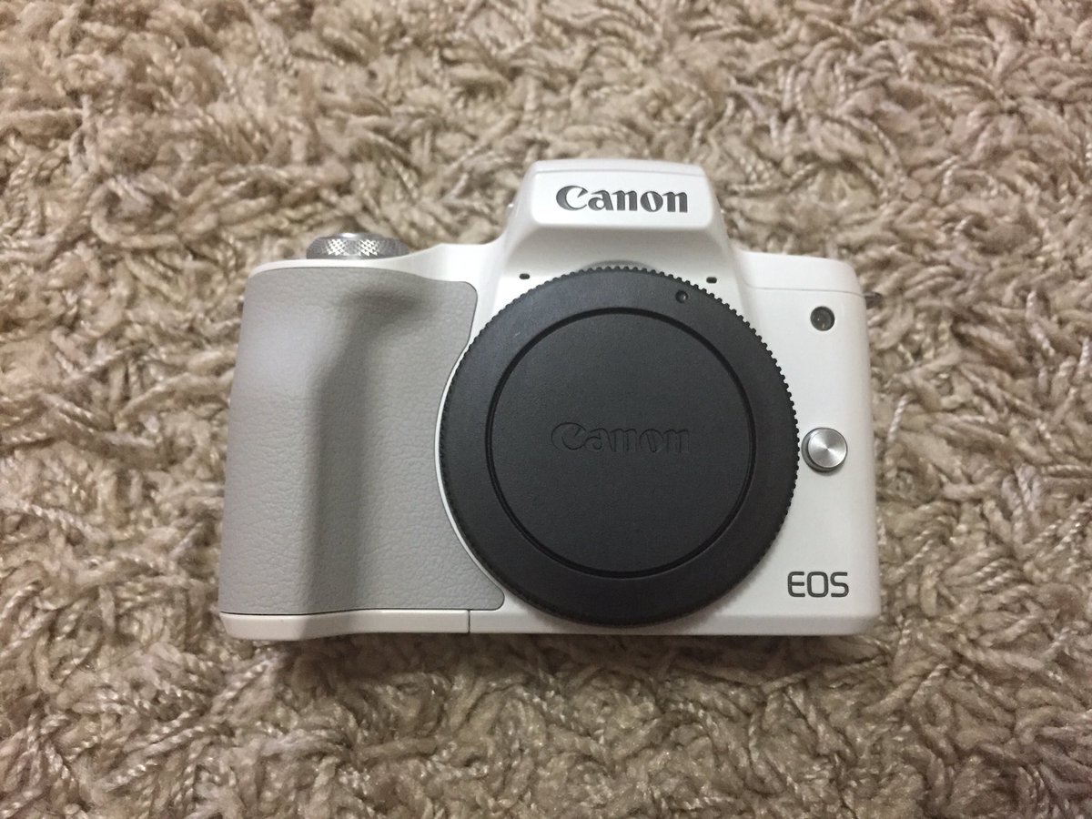 canon_eos_kiss_M